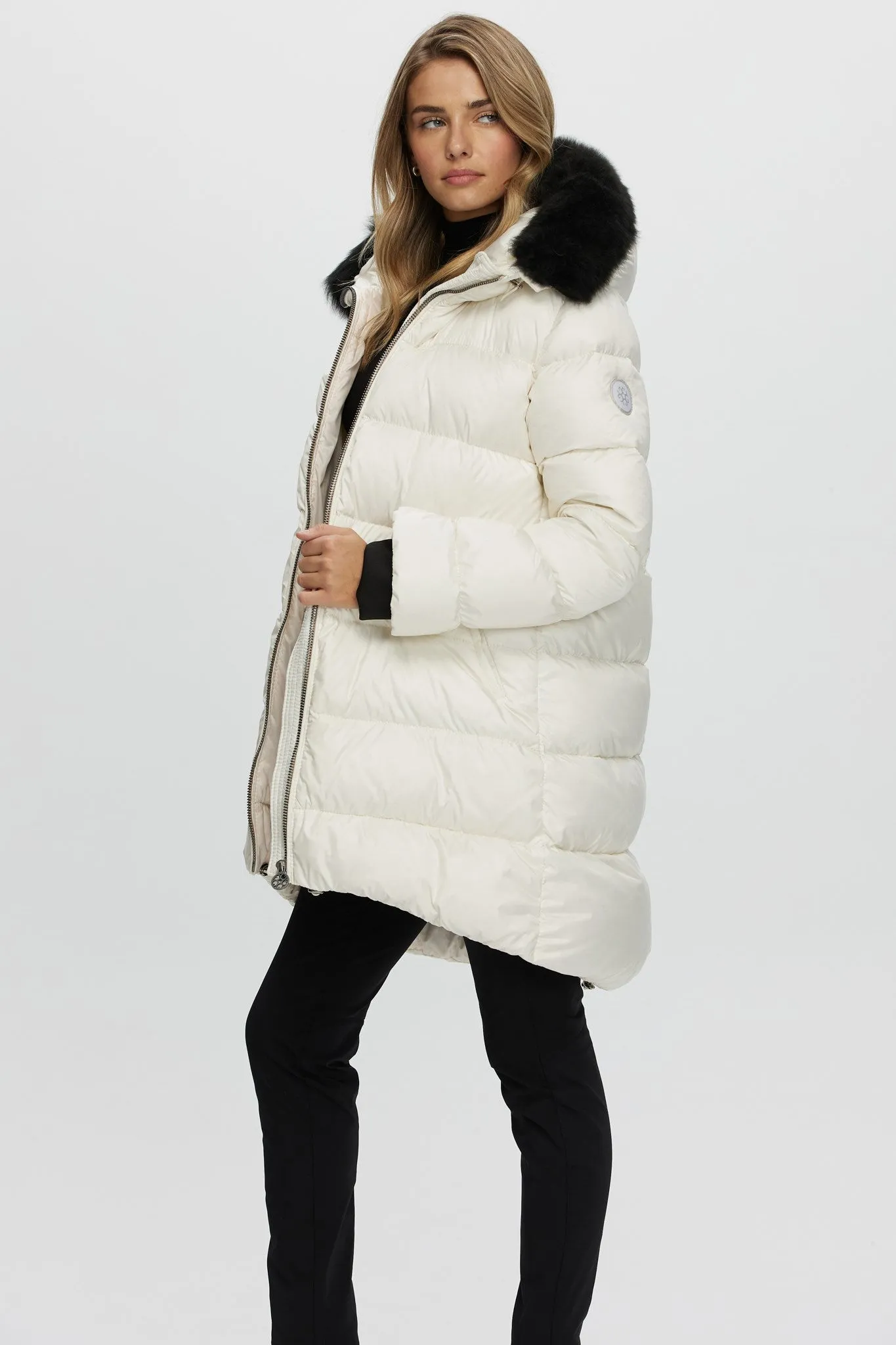 APRES-SKI JACKET WITH DETACHABLE TOSCANA SHEARLING LAMB HOOD TRIM