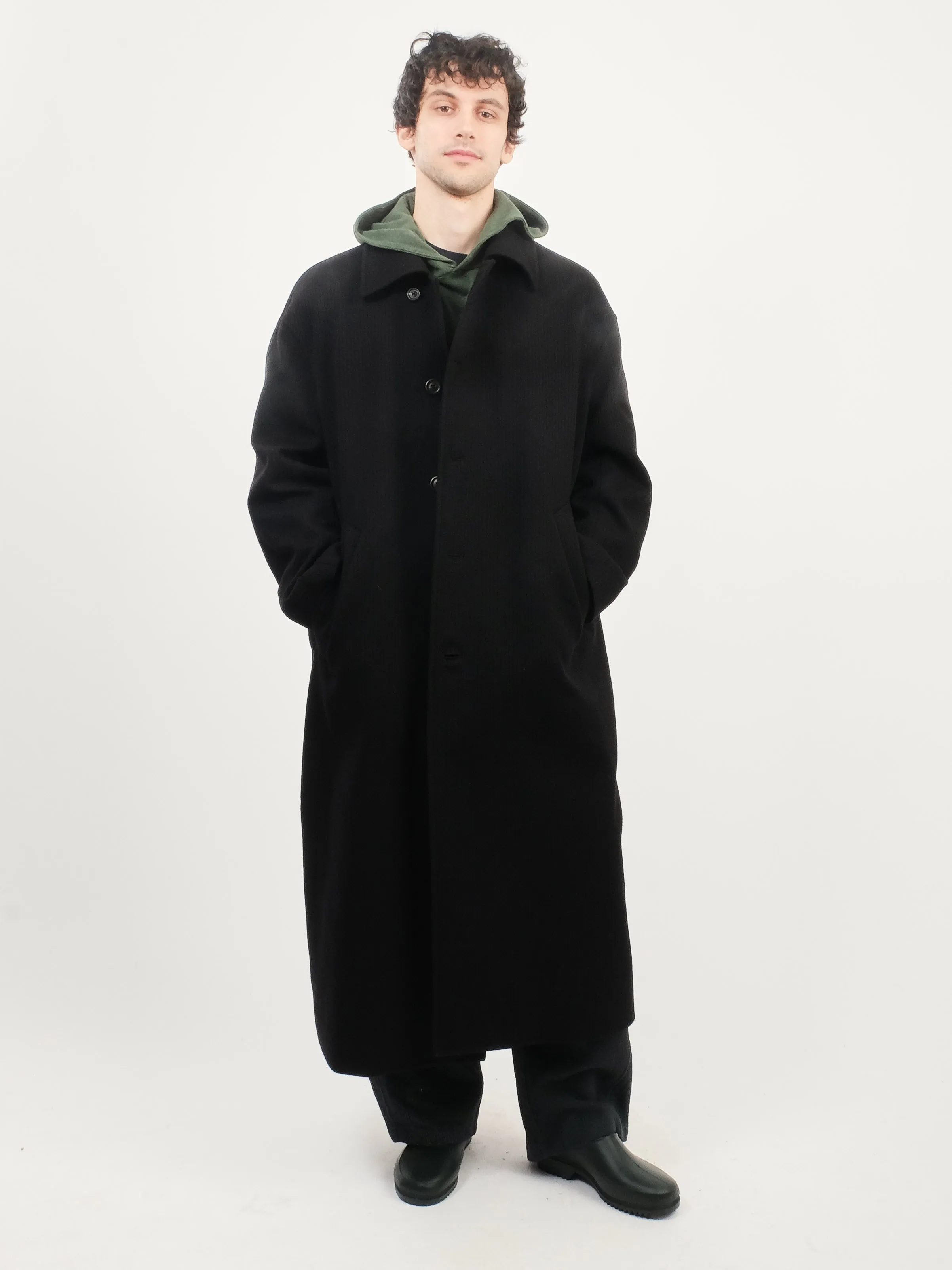 Black Jumbo Bedford Collapse Carcoat