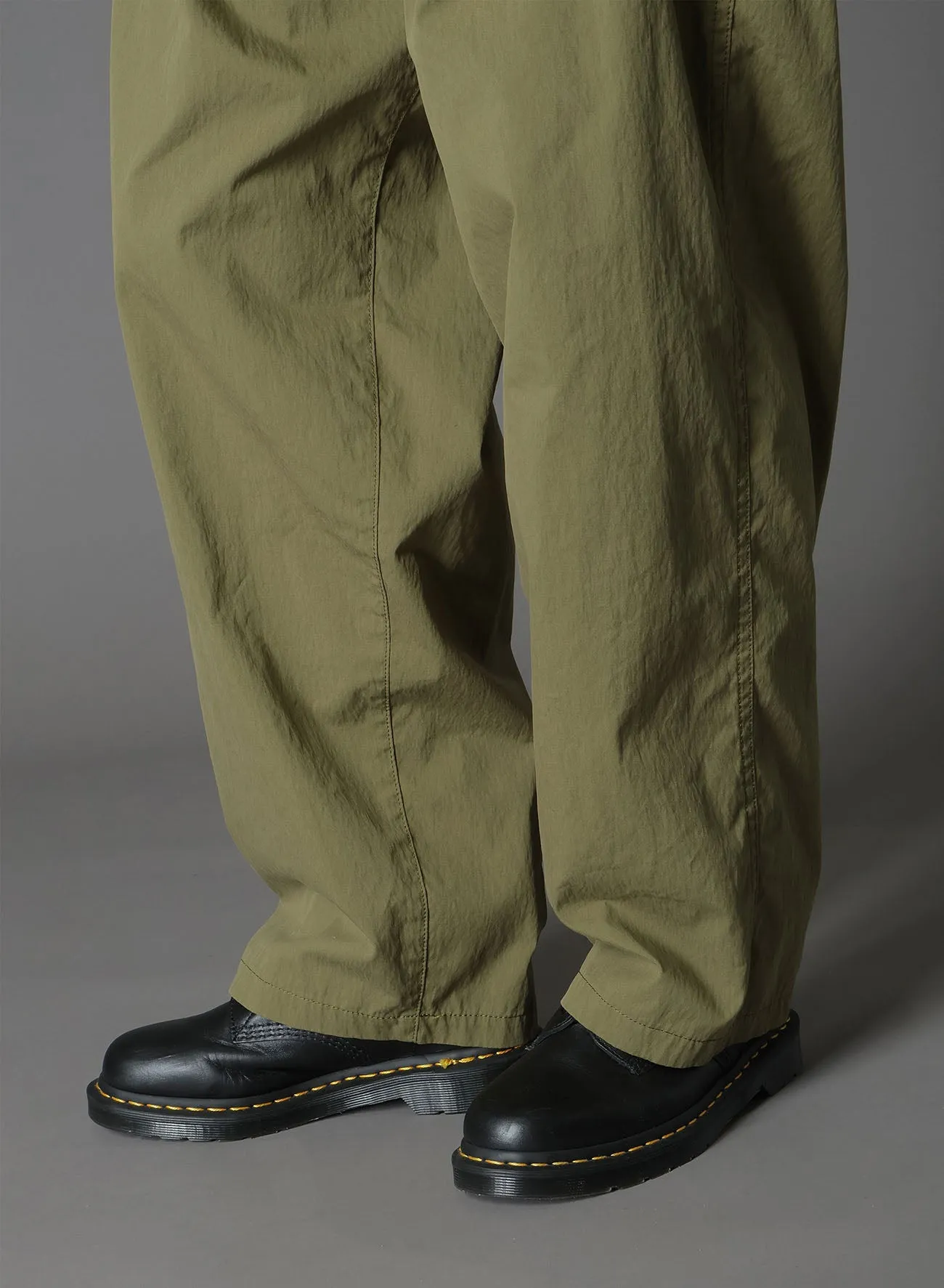 COTTON/NYLON OXFORD STRING PANTS WITH FULLED WOOL GAUZE POCKETS